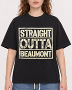 Mockup Boxy Heavyweight Tee Black female close-up 09
