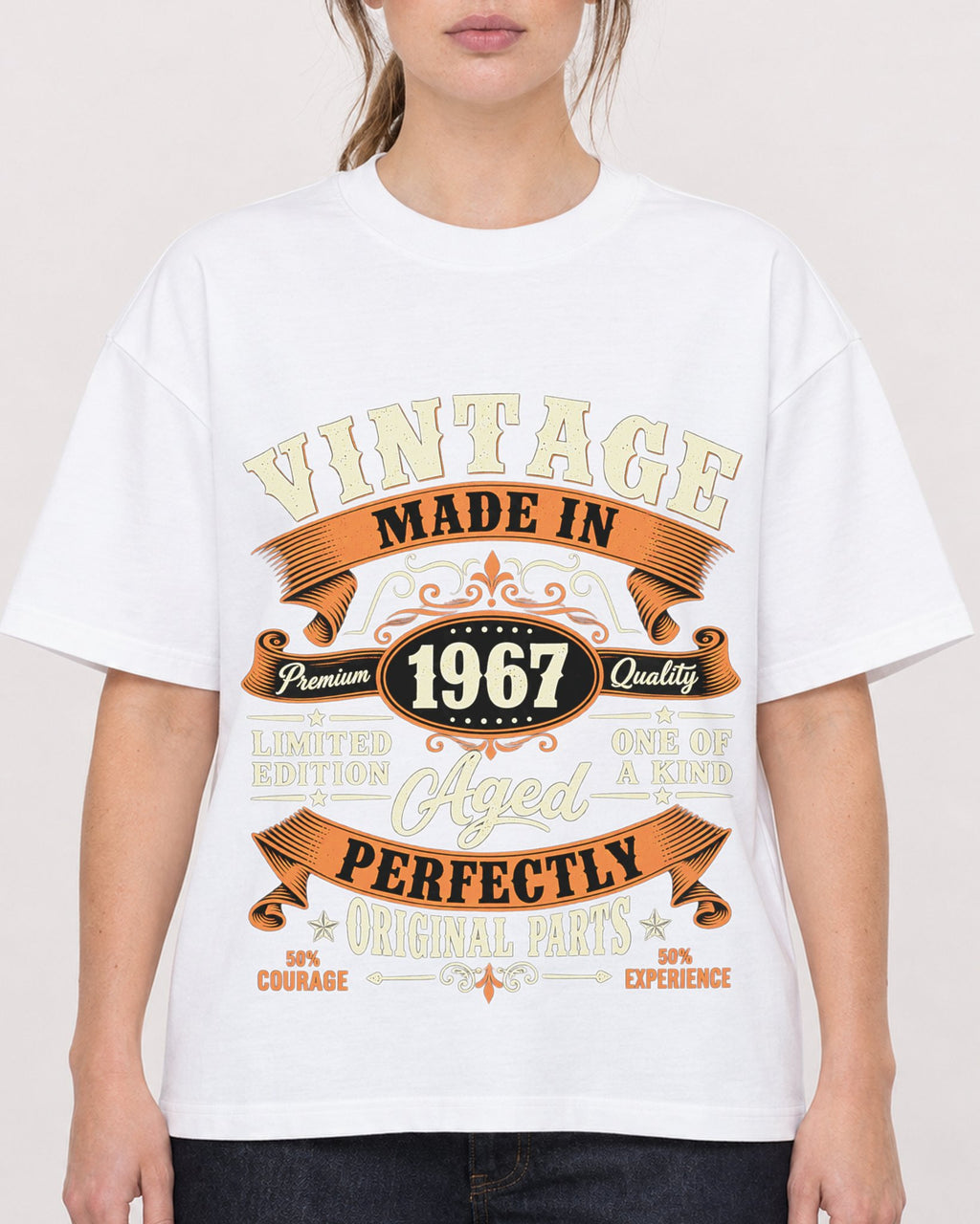 Mockup Boxy Heavyweight Tee White female close-up 29