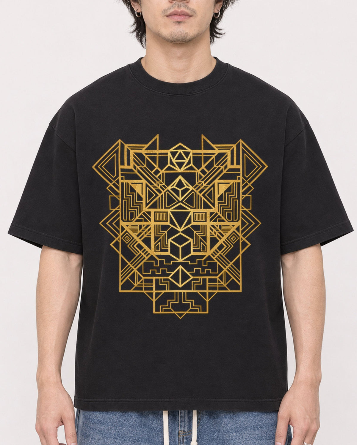 Mockup Boxy Heavyweight Tee Black male close-up 03