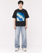 Mockup Boxy Heavyweight Tee Black male full-body 01