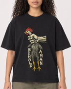 Mockup Boxy Heavyweight Tee Black female close-up 10