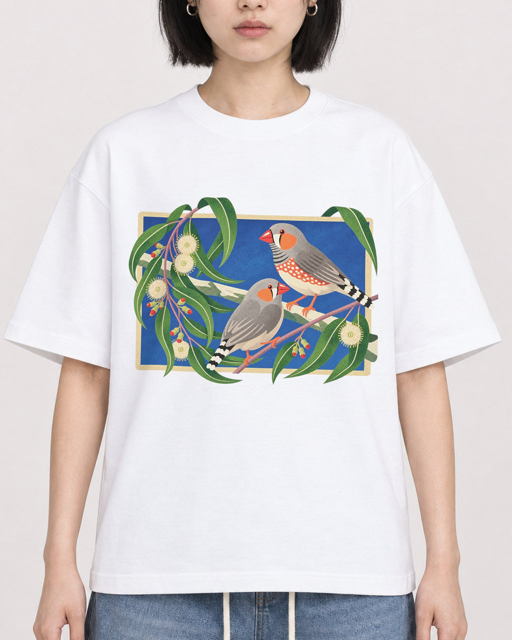 Mockup Boxy Heavyweight Tee White female close-up 11