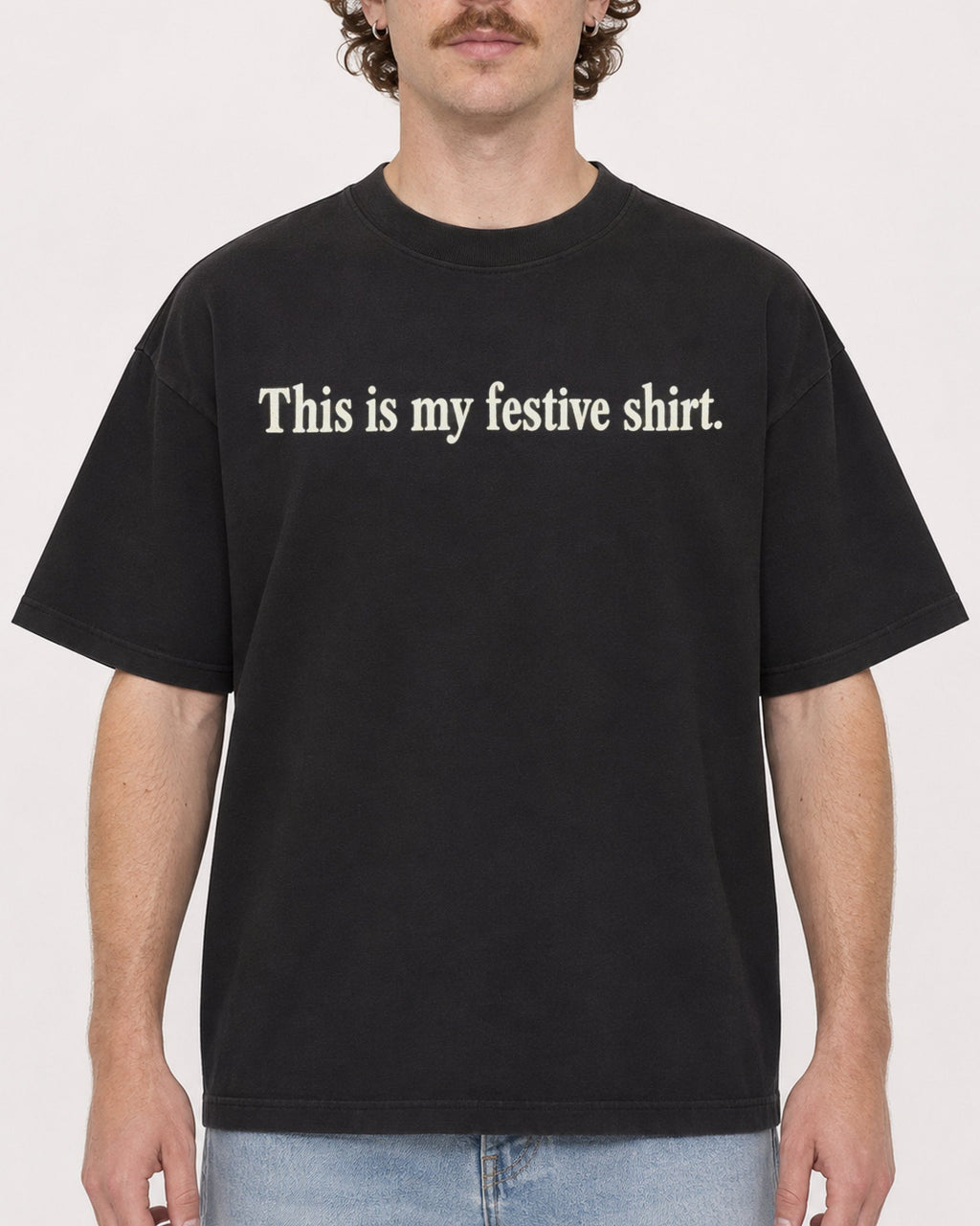 Mockup Boxy Heavyweight Tee Black male close-up 09