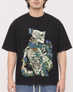 Mockup Boxy Heavyweight Tee Black male close-up 03