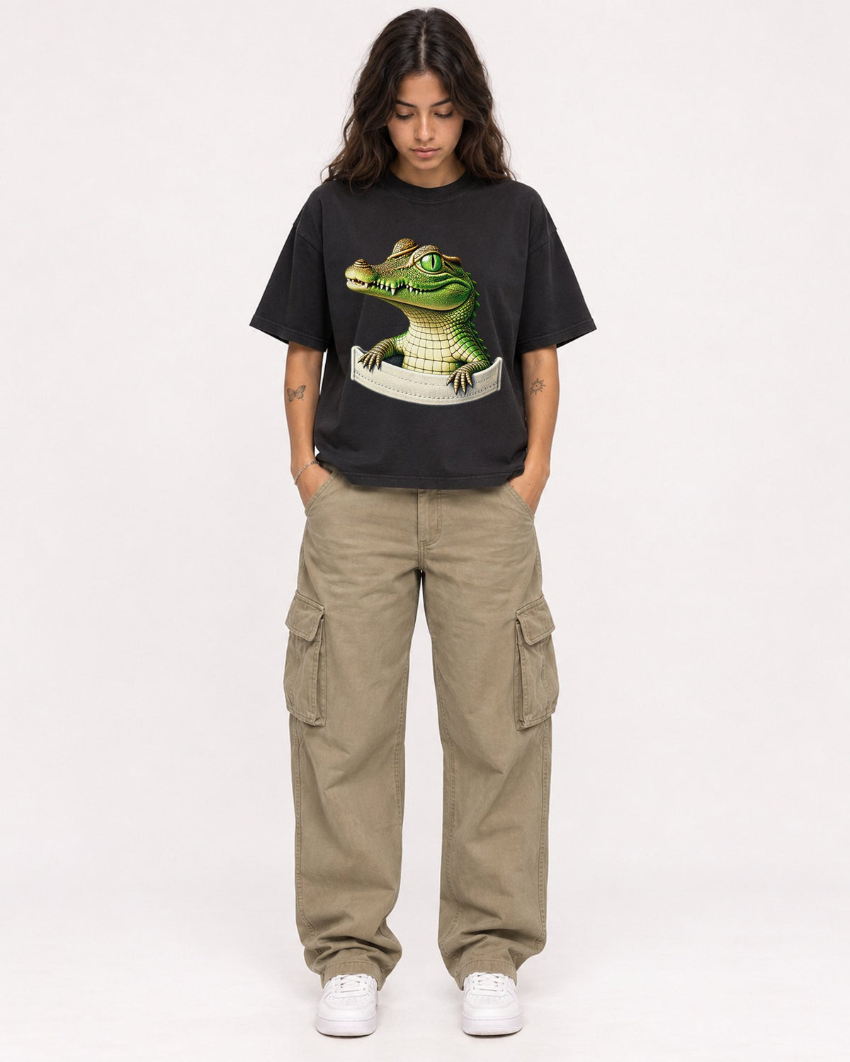 Mockup Boxy Heavyweight Tee Black female full-body 06