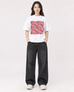 Mockup Boxy Heavyweight Tee White female full-body 03
