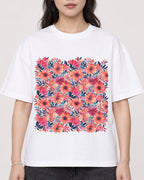 Mockup Boxy Heavyweight Tee White female close-up 03