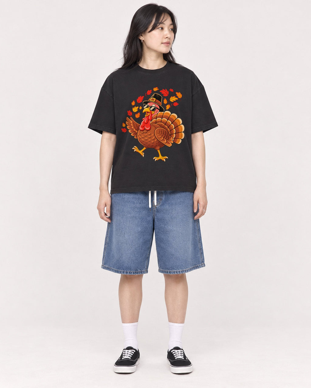 Mockup Boxy Heavyweight Tee Black female full-body 13