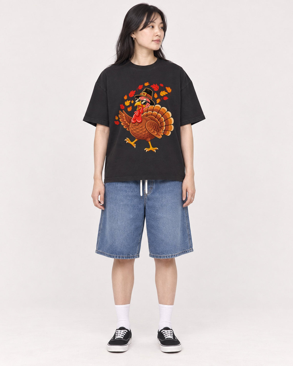 Mockup Boxy Heavyweight Tee Black female full-body 13