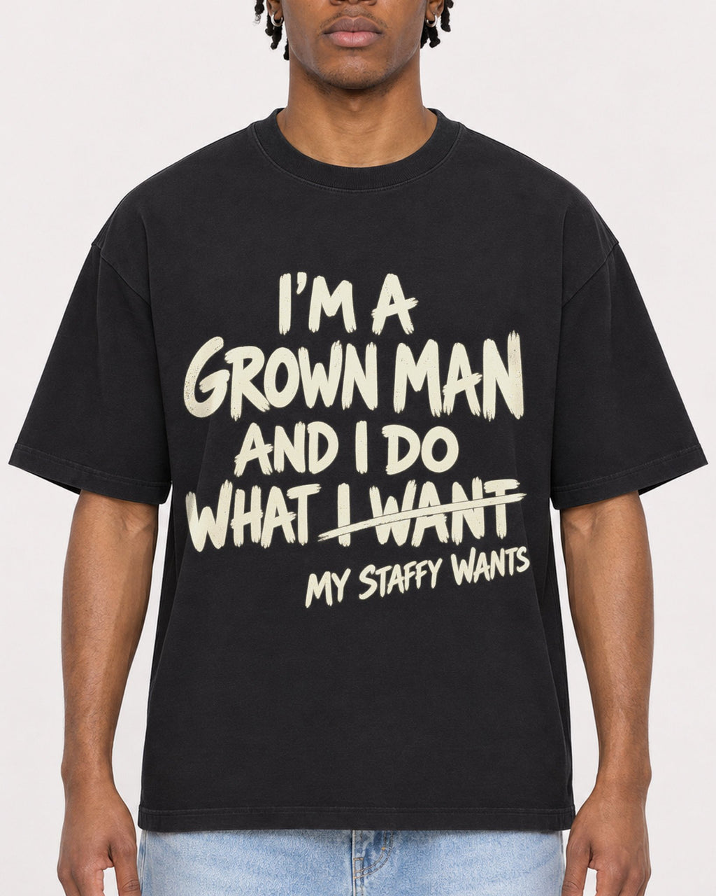 Mockup Boxy Heavyweight Tee Black male close-up 05