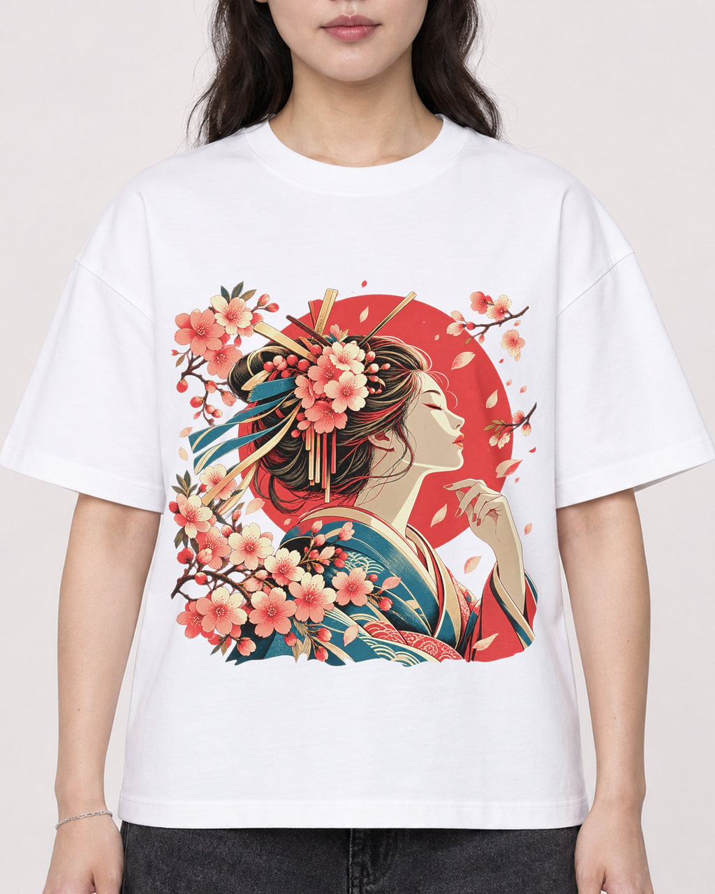 Mockup Boxy Heavyweight Tee White female close-up 03