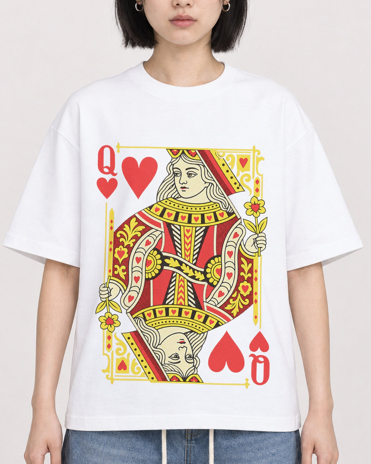 Mockup Boxy Heavyweight Tee White female close-up 11