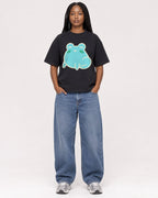 Mockup Boxy Heavyweight Tee Black female full-body 04