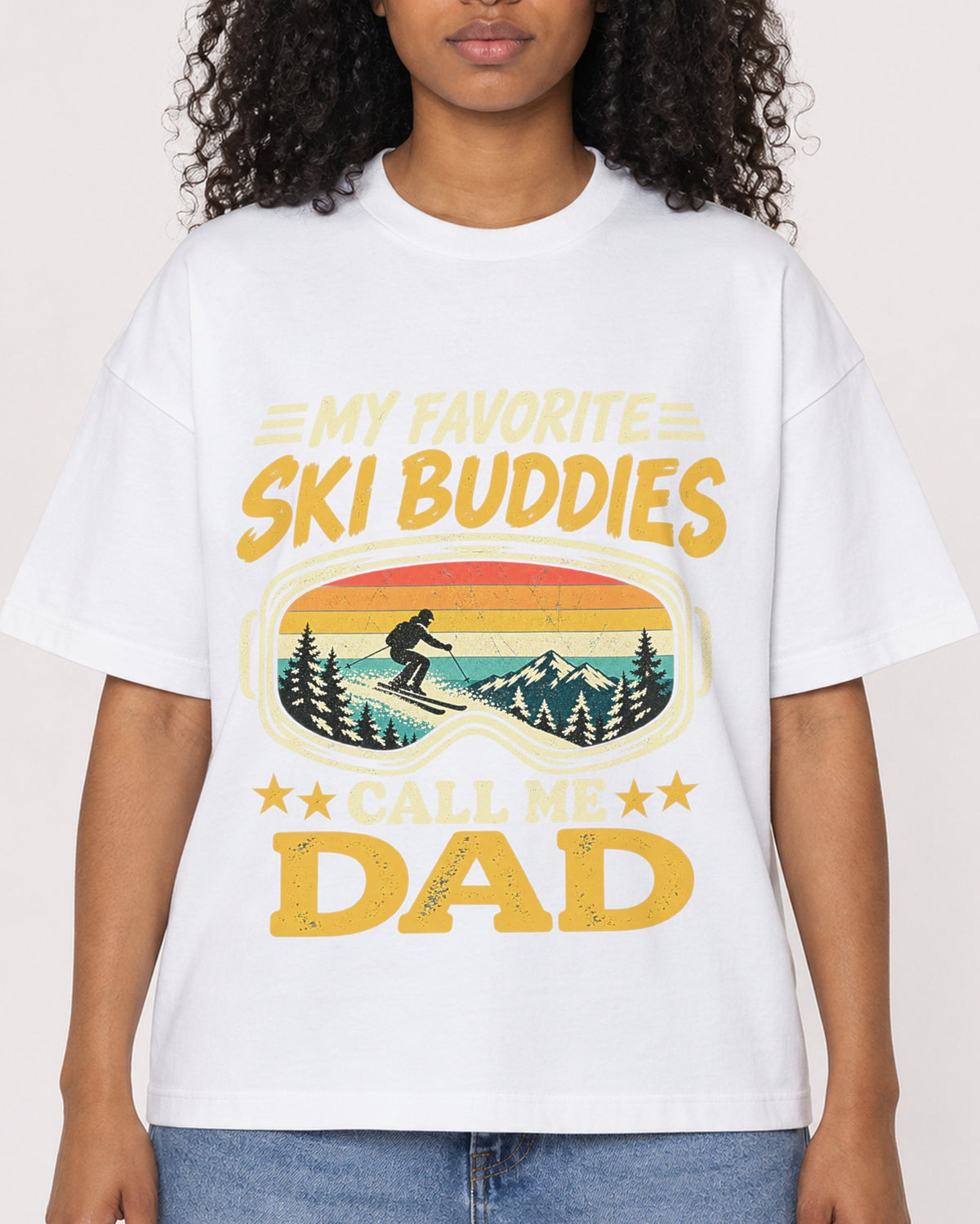 Mockup Boxy Heavyweight Tee White female close-up 05
