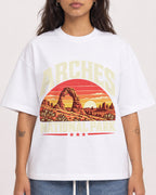 Mockup Boxy Heavyweight Tee White female close-up 06