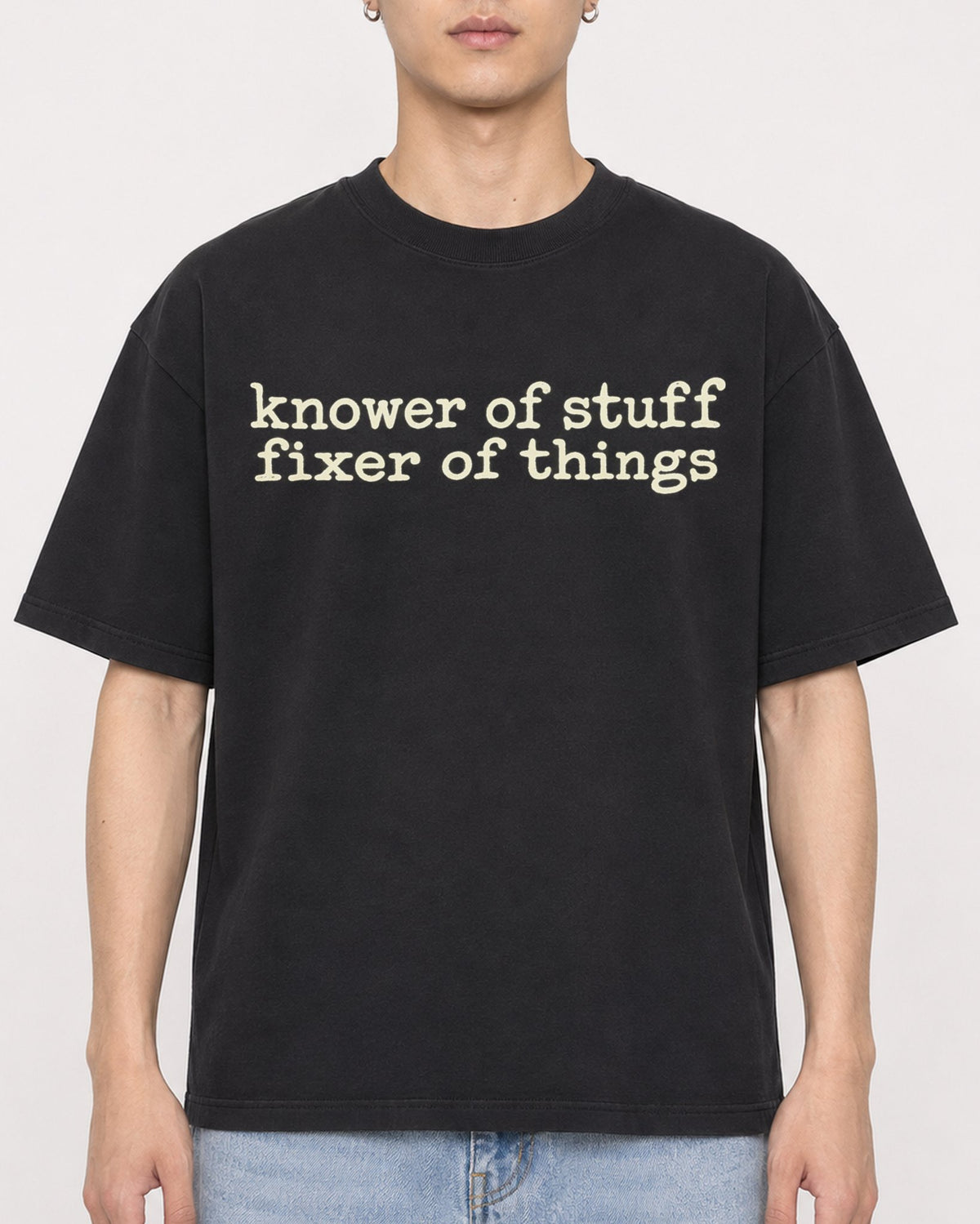 Mockup Boxy Heavyweight Tee Black male close-up 21
