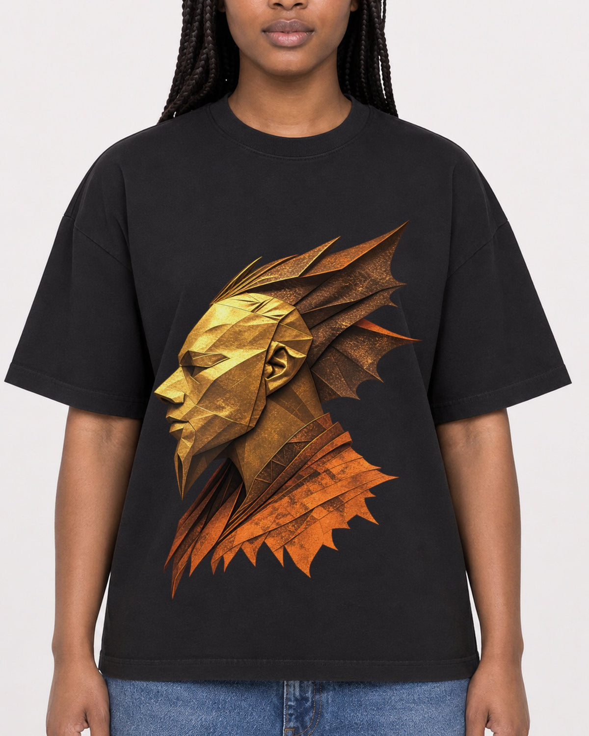 Mockup Boxy Heavyweight Tee Black female close-up 04