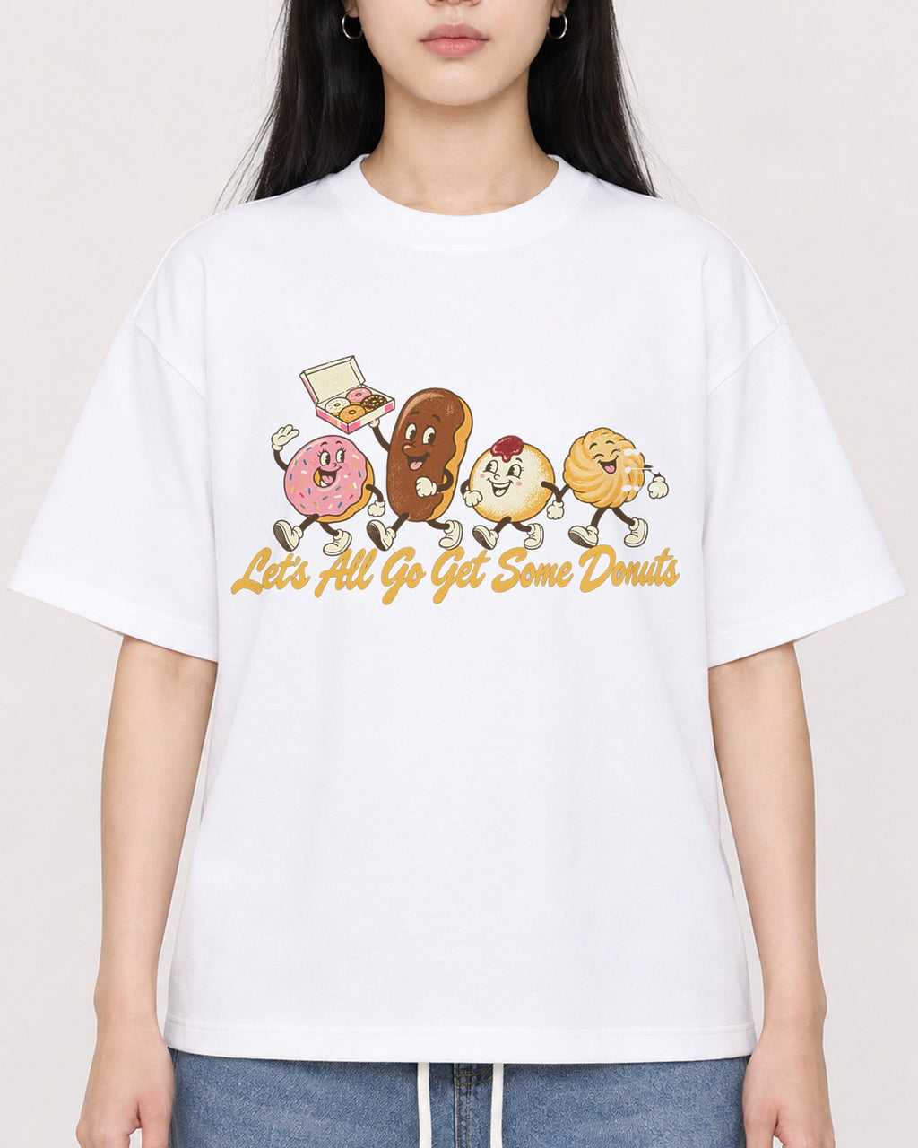 Mockup Boxy Heavyweight Tee White female close-up 01