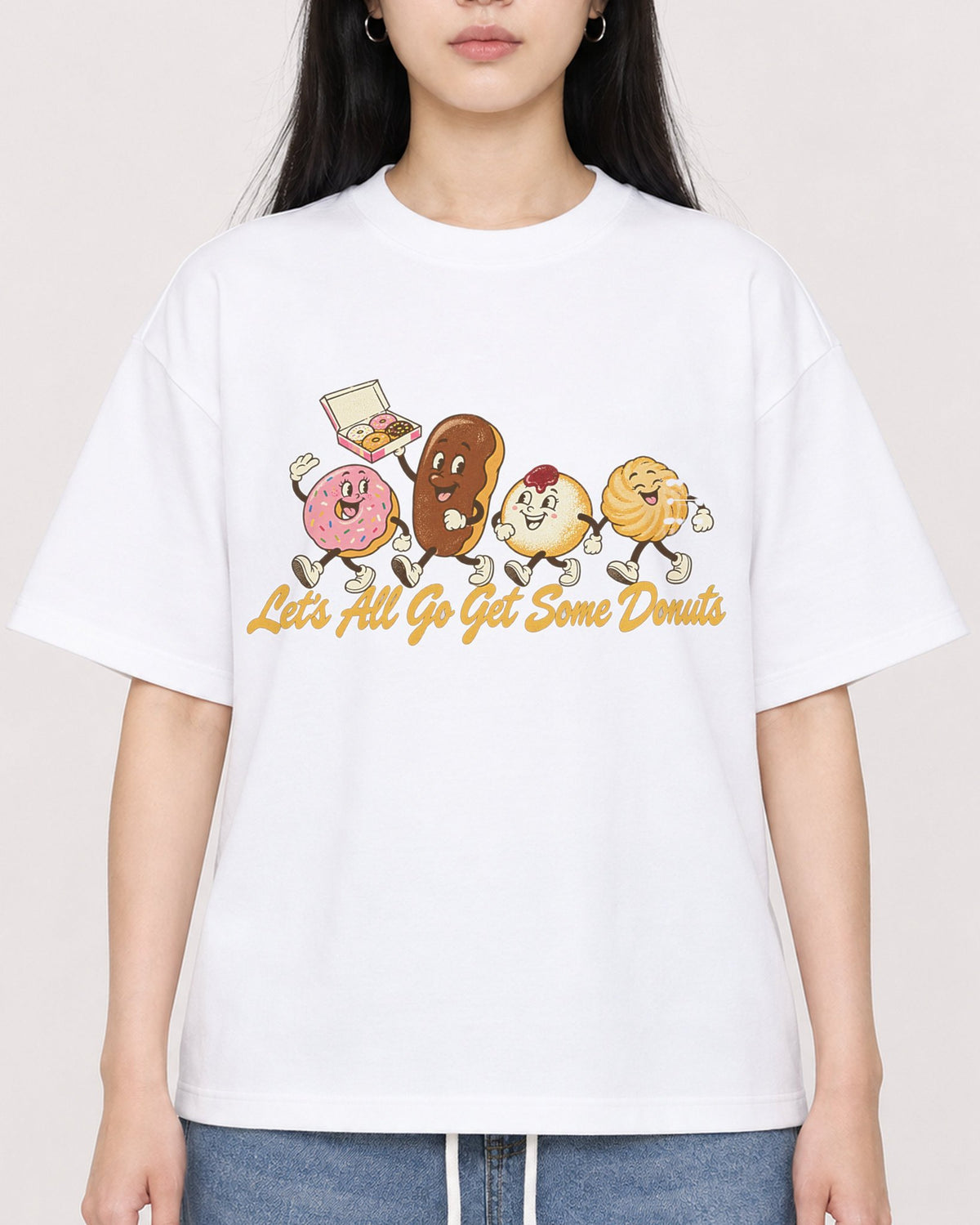 Mockup Boxy Heavyweight Tee White female close-up 01