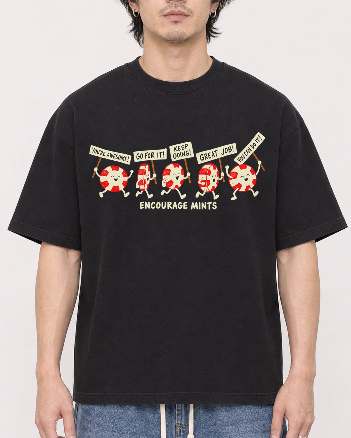 Mockup Boxy Heavyweight Tee Black male close-up 03