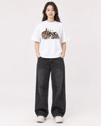 Mockup Boxy Heavyweight Tee White female full-body 03