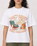 Mockup Boxy Heavyweight Tee White female close-up 07
