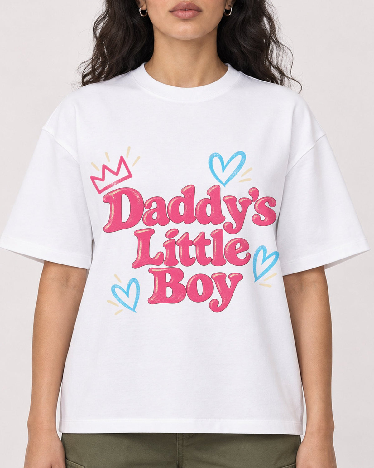 Mockup Boxy Heavyweight Tee White female close-up 07