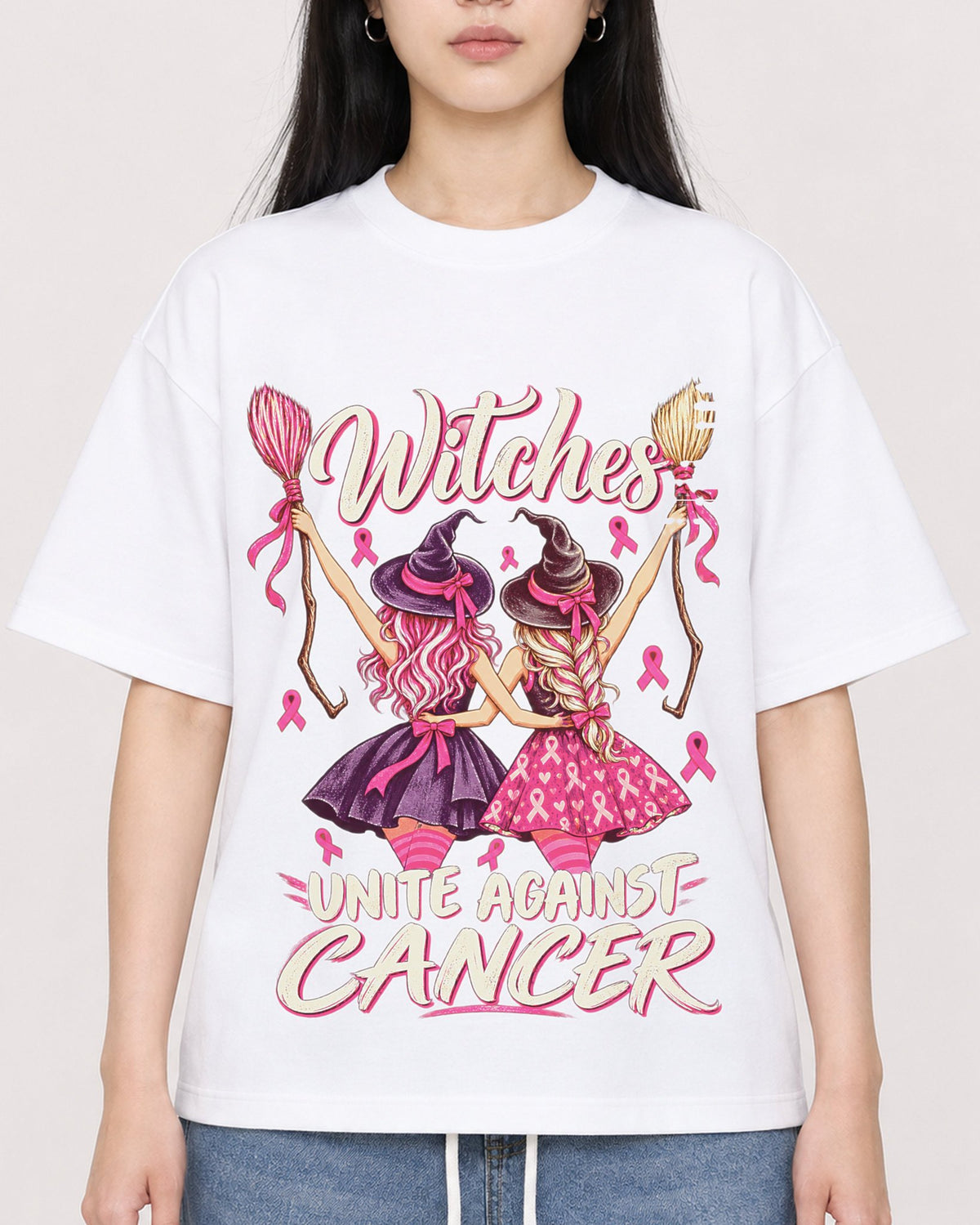 Mockup Boxy Heavyweight Tee White female close-up 01