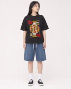 Mockup Boxy Heavyweight Tee Black female full-body 01