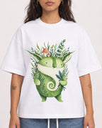 Mockup Boxy Heavyweight Tee White female close-up 06