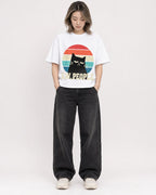 Mockup Boxy Heavyweight Tee White female full-body 33