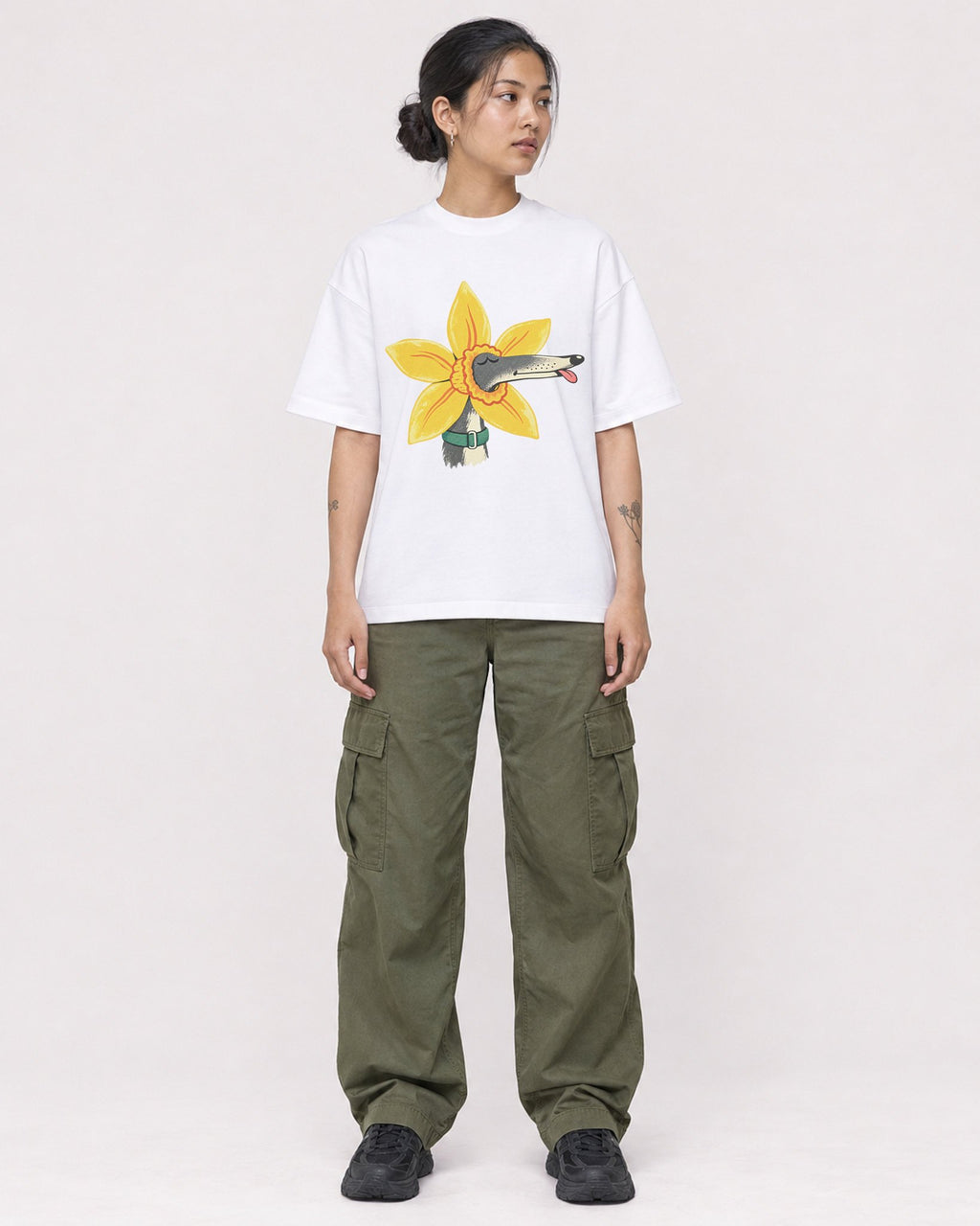 Mockup Boxy Heavyweight Tee White female full-body 12