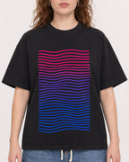 Mockup Boxy Heavyweight Tee Black female close-up 09