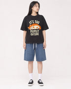 Mockup Boxy Heavyweight Tee Black female full-body 01