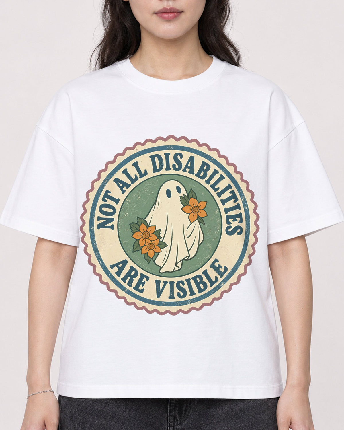 Mockup Boxy Heavyweight Tee White female close-up 03