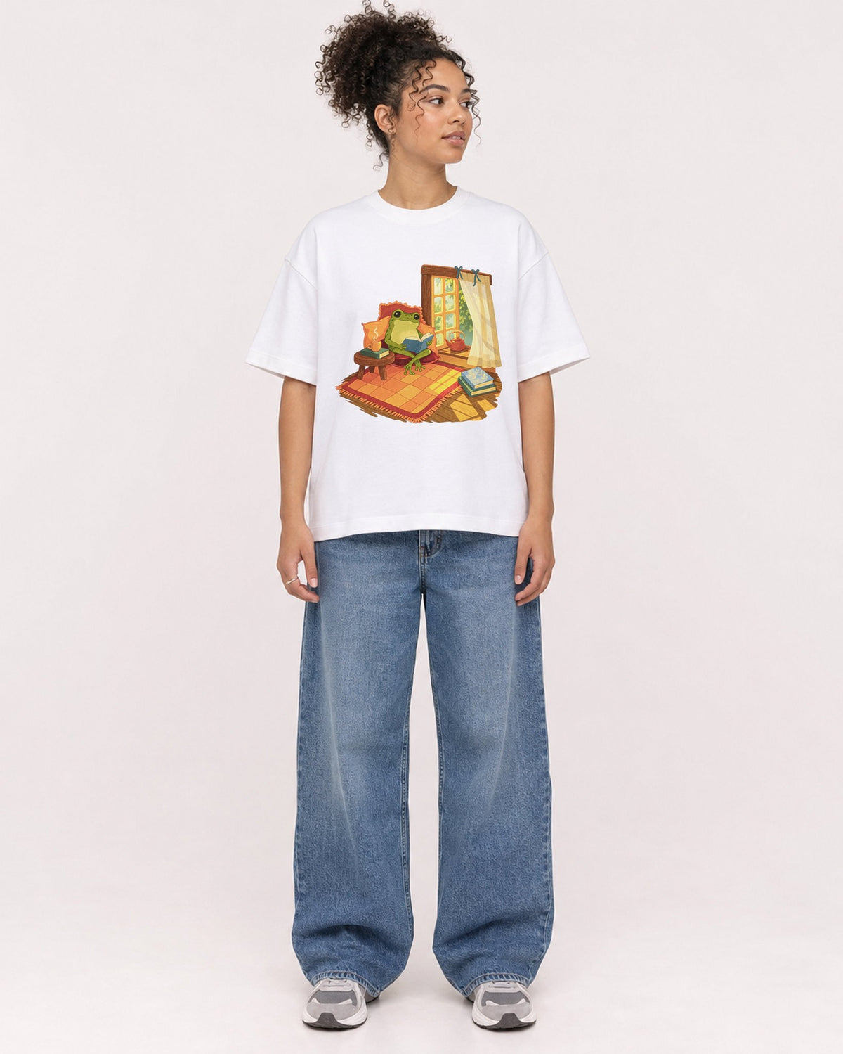 Mockup Boxy Heavyweight Tee White female full-body 20