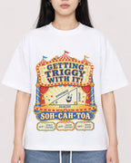 Mockup Boxy Heavyweight Tee White female close-up 01
