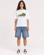 Mockup Boxy Heavyweight Tee White female full-body 06