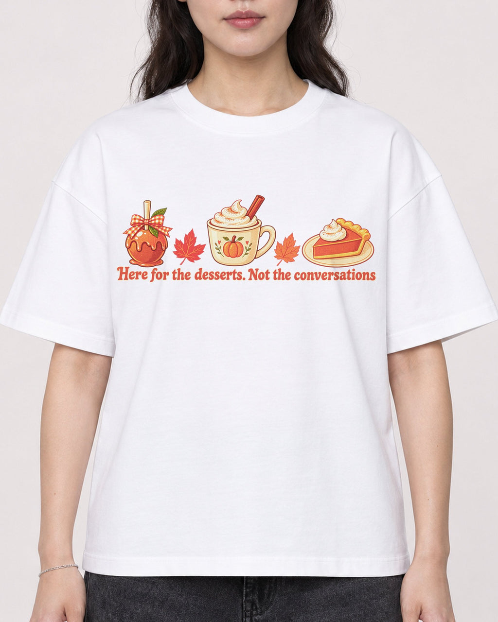 Mockup Boxy Heavyweight Tee White female close-up 03