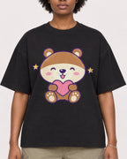Mockup Boxy Heavyweight Tee Black female close-up 14