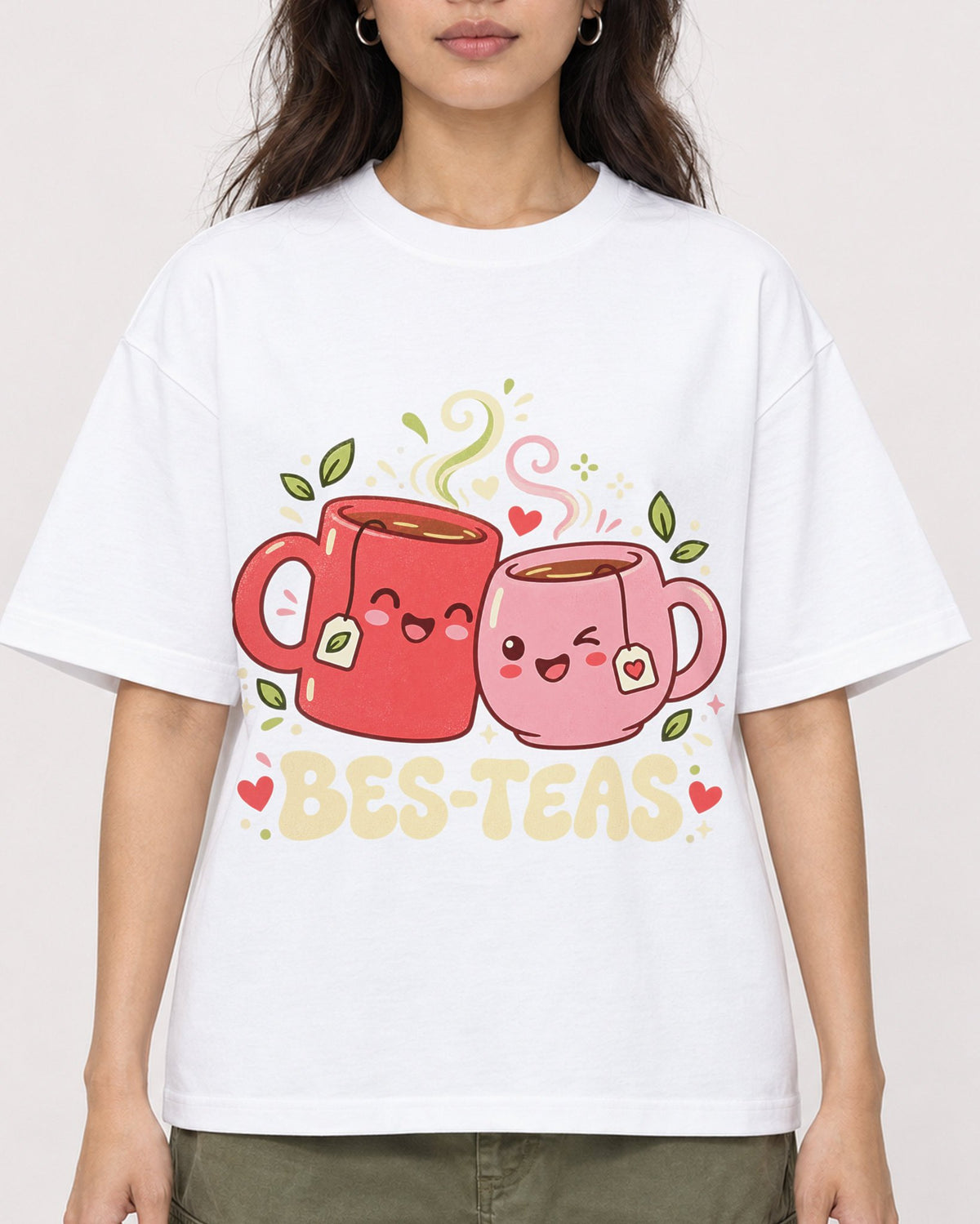 Mockup Boxy Heavyweight Tee White female close-up 02