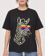 Mockup Boxy Heavyweight Tee Black female close-up 29