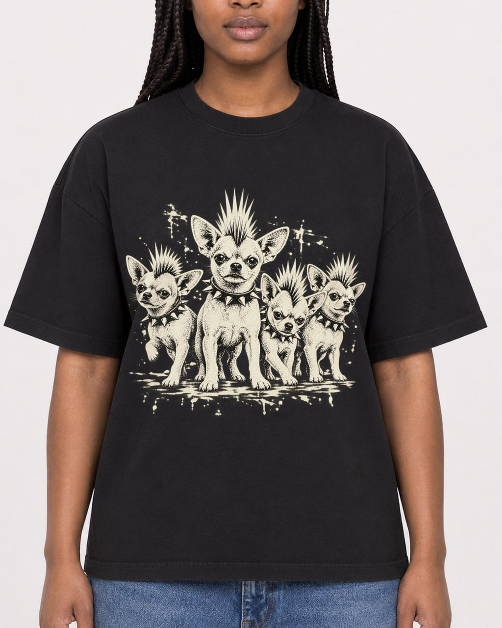 Mockup Boxy Heavyweight Tee Black female close-up 04