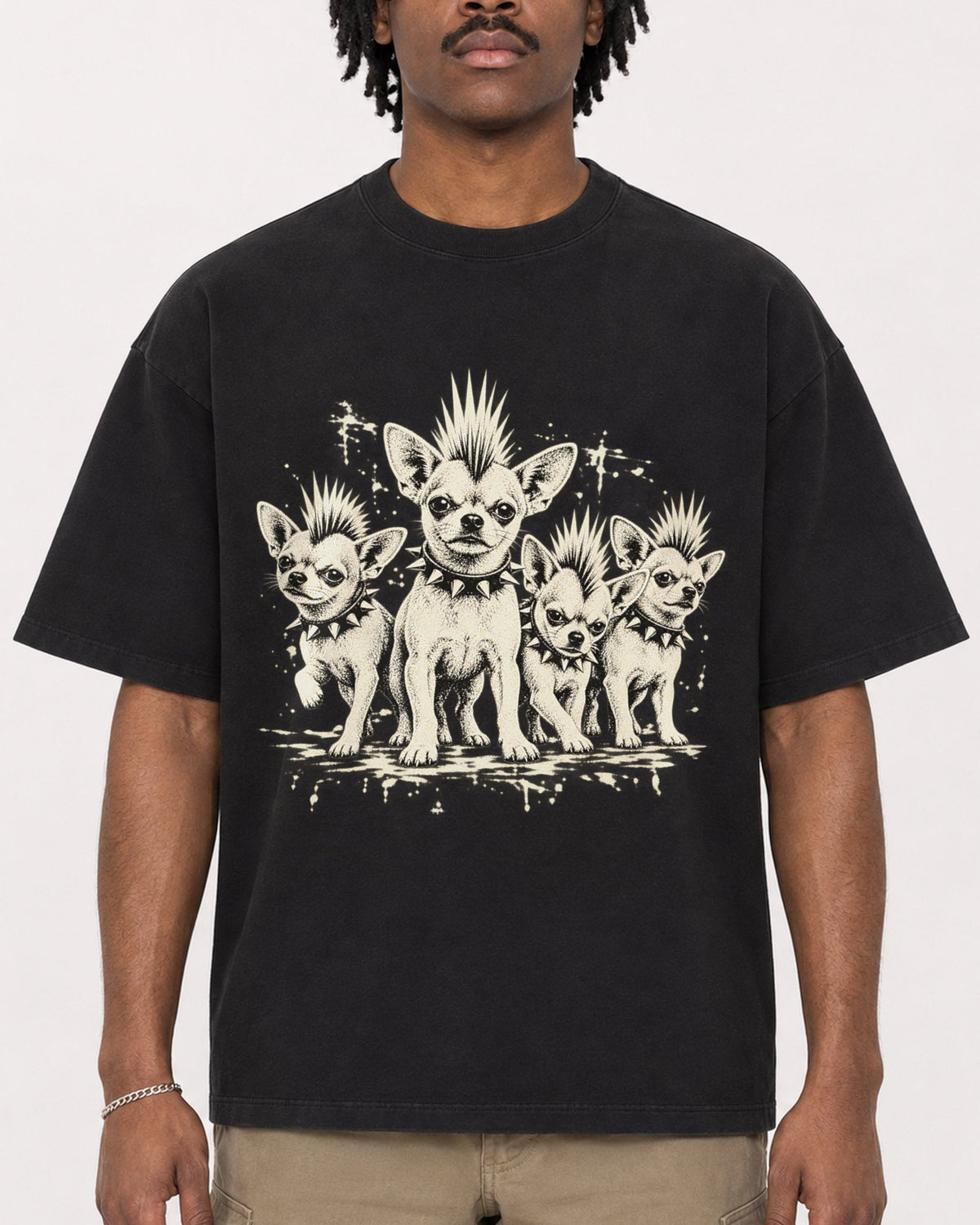 Mockup Boxy Heavyweight Tee Black male close-up 04