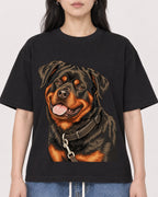 Mockup Boxy Heavyweight Tee Black female close-up 13