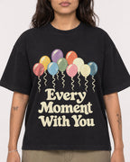 Mockup Boxy Heavyweight Tee Black female close-up 06