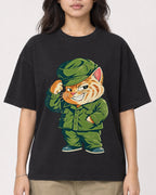 Mockup Boxy Heavyweight Tee Black female close-up 02
