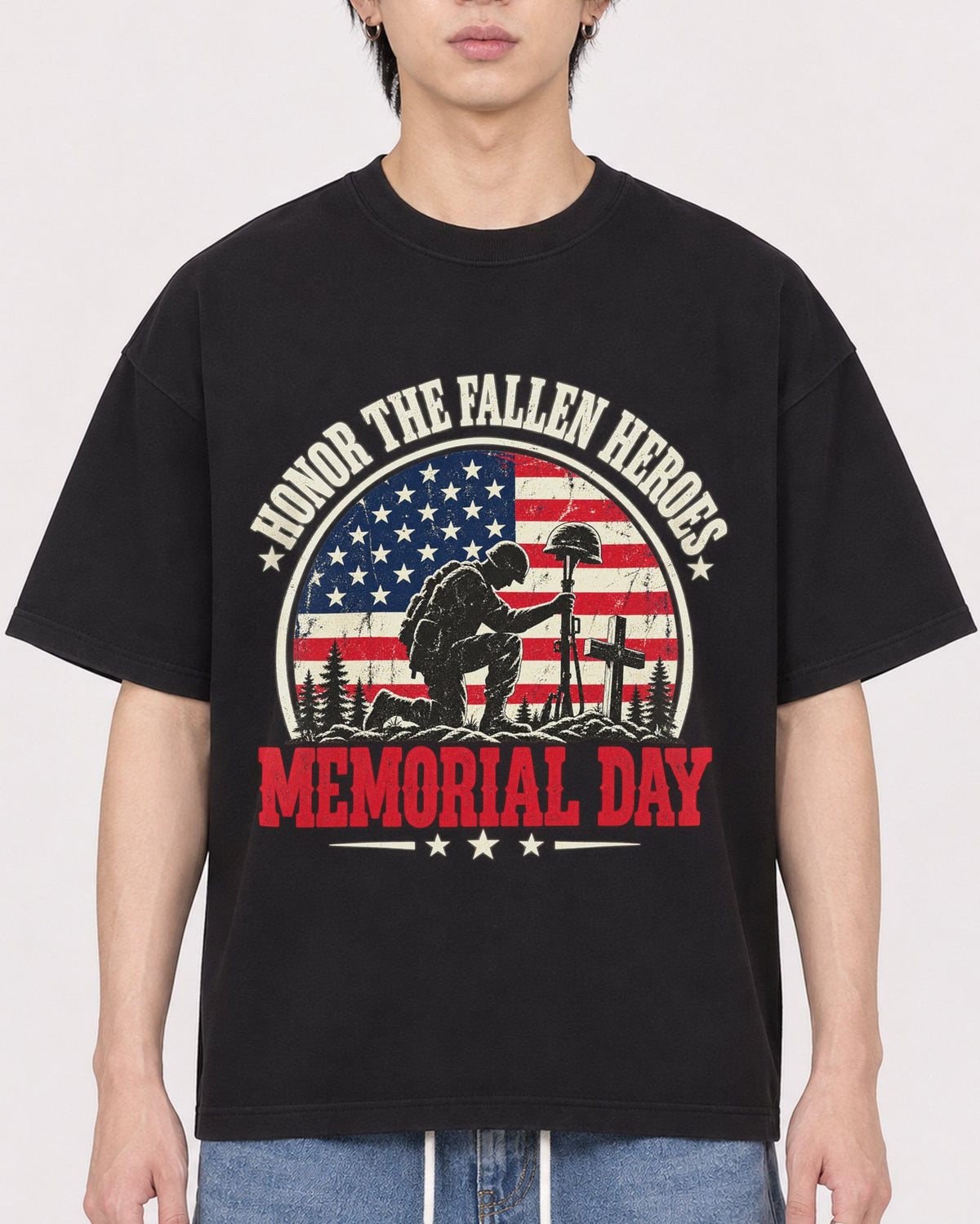 Mockup Boxy Heavyweight Tee Black male close-up 11