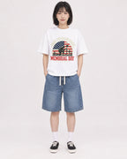 Mockup Boxy Heavyweight Tee White female full-body 11