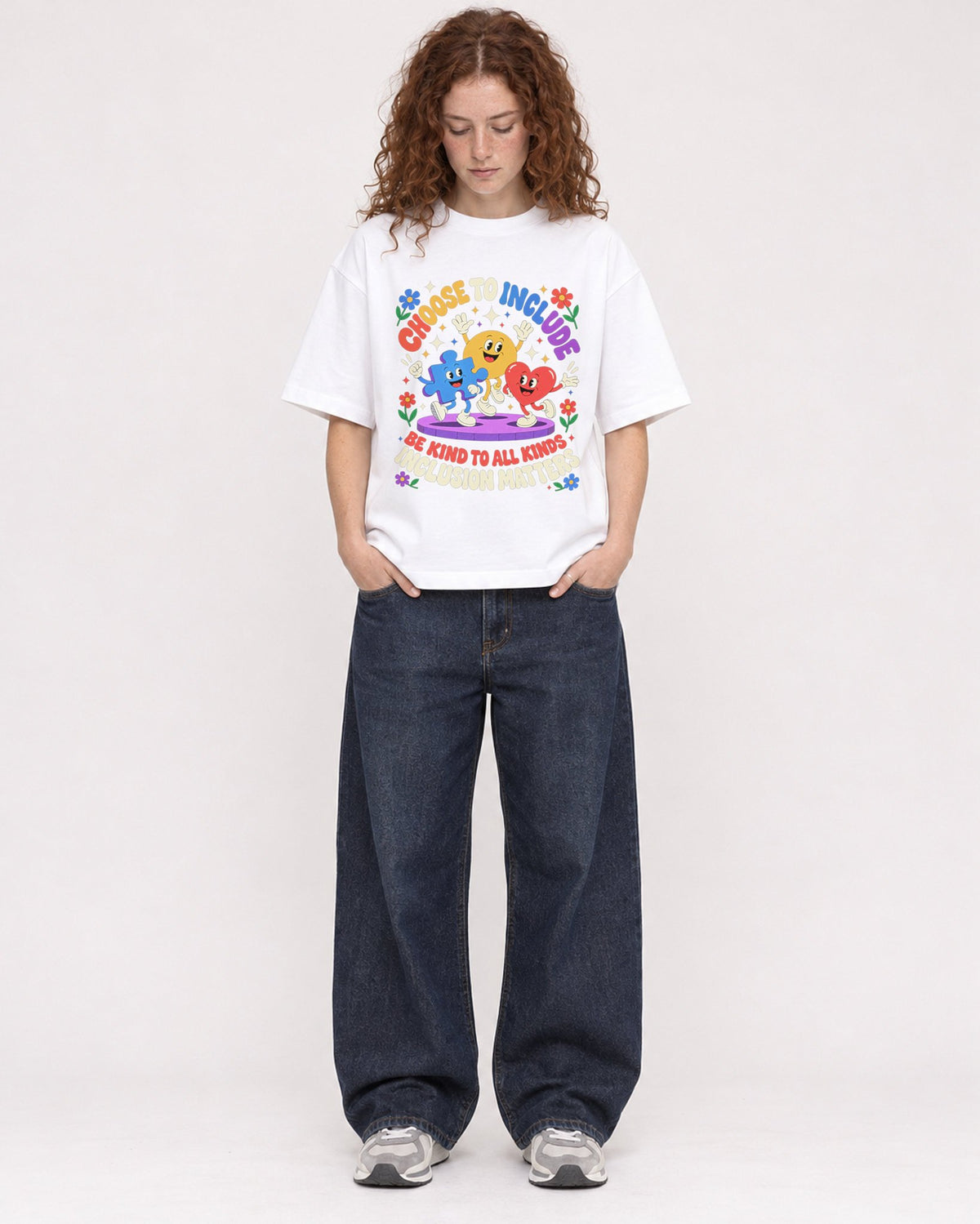 Mockup Boxy Heavyweight Tee White female full-body 09